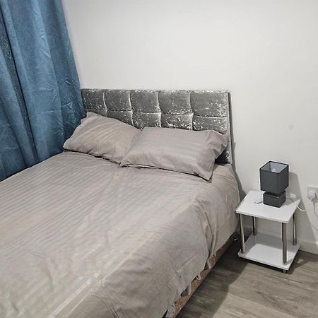 Luxury 2 Bedrooms Flat Leytonstone London Kültér fotó